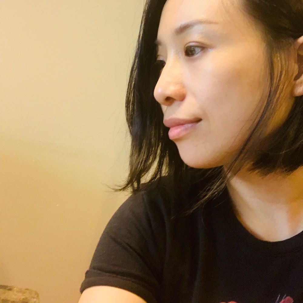 Meet your Posher, Iris